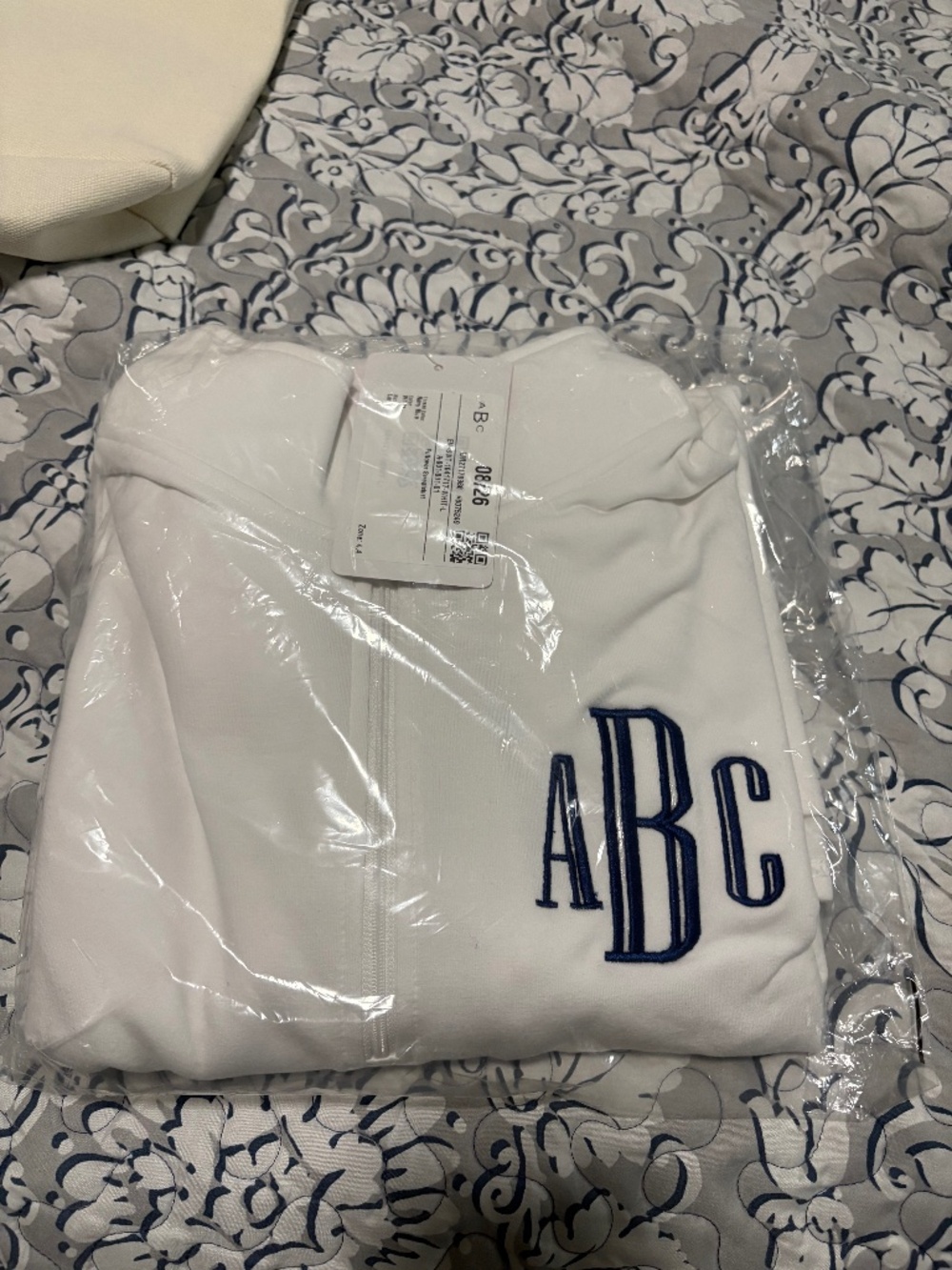NWT White Large Marleylilly quarter zip sweatshirt monogrammed